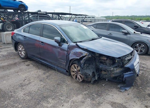 2016 SUBARU Legacy
