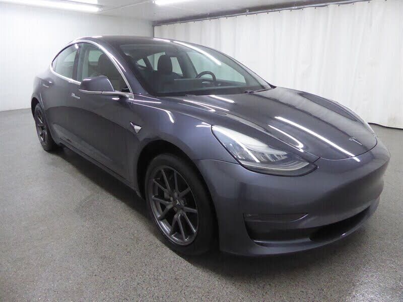 2018 TESLA Model 3