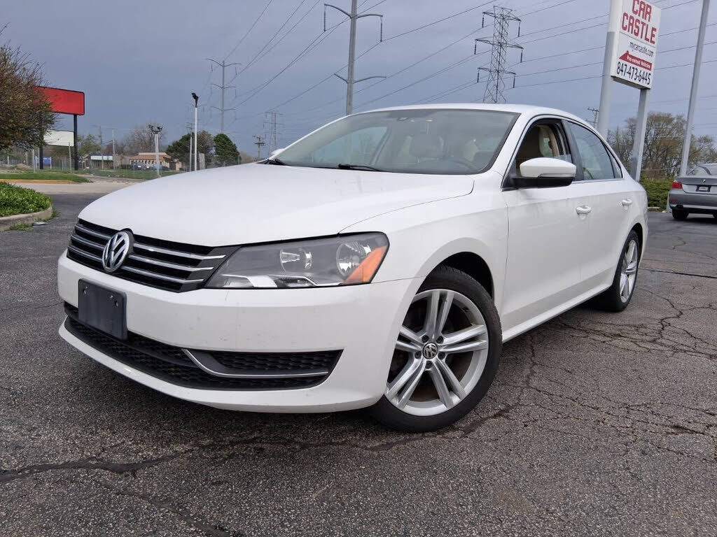 2014 VOLKSWAGEN Passat