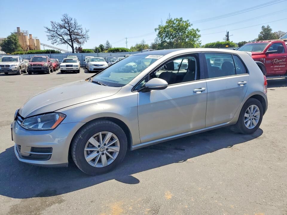 2016 VOLKSWAGEN Golf