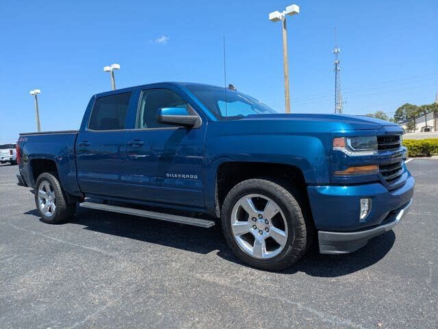 2018 CHEVROLET Silverado