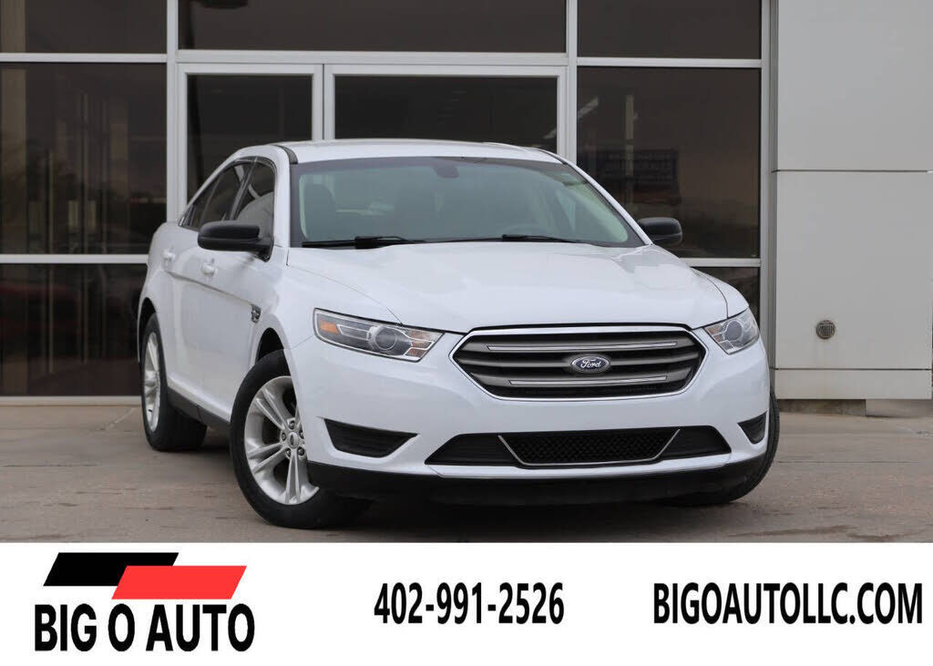 2017 FORD Taurus