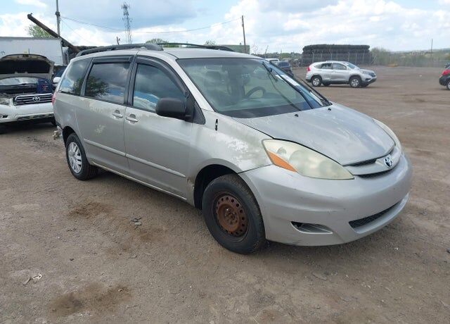 2006 TOYOTA Sienna