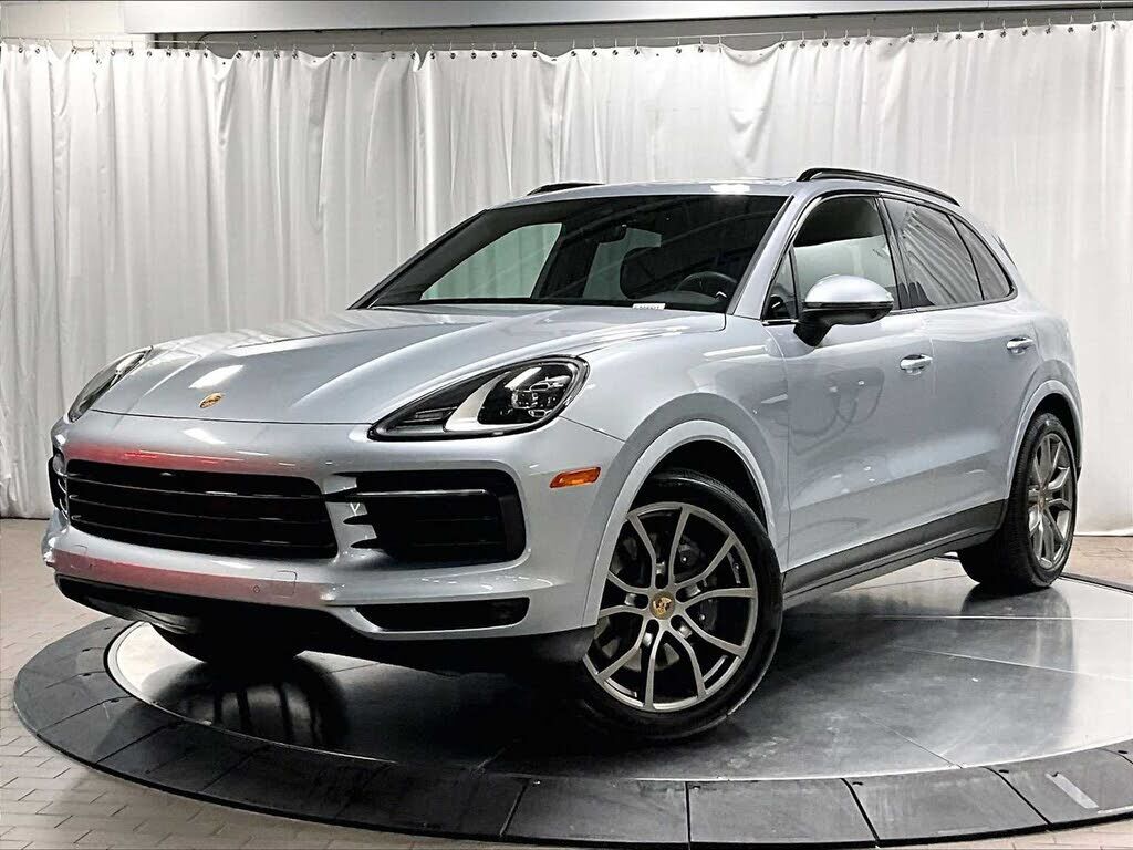 2023 PORSCHE Cayenne