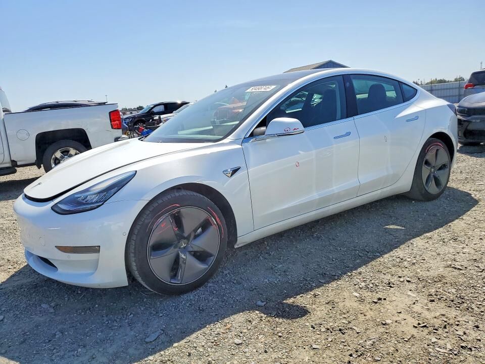 2020 TESLA Model 3