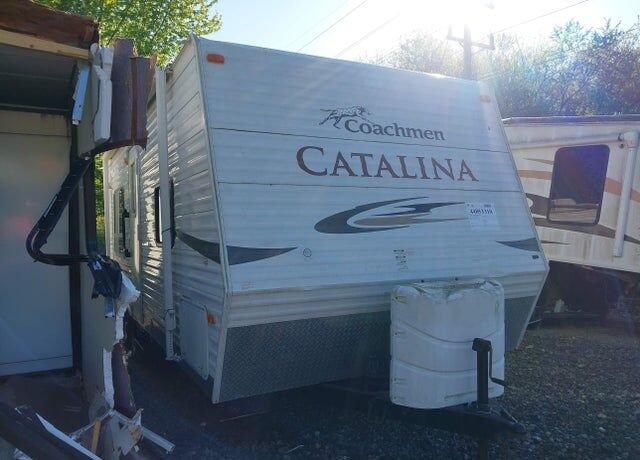 2011 FOREST RIVER Catalina