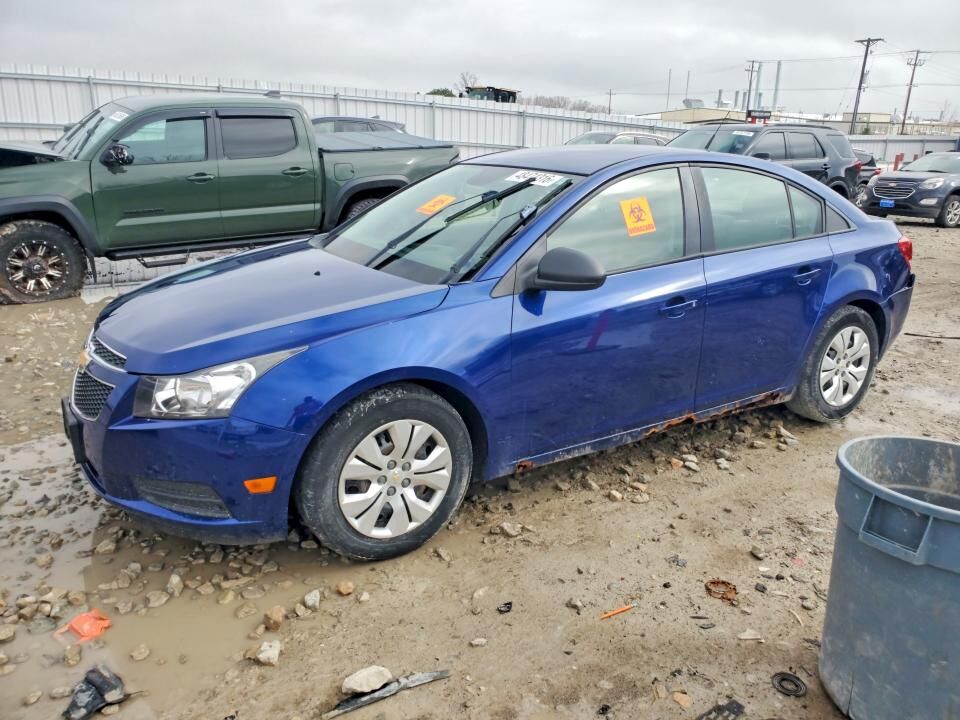 2013 CHEVROLET Cruze