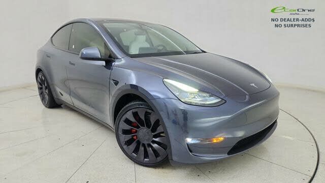 2023 TESLA Model Y
