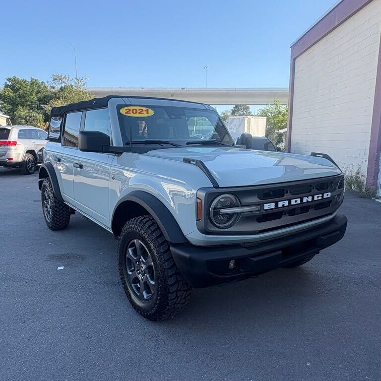2021 FORD Bronco