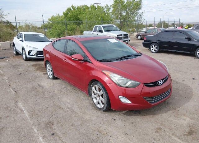 2013 HYUNDAI Elantra