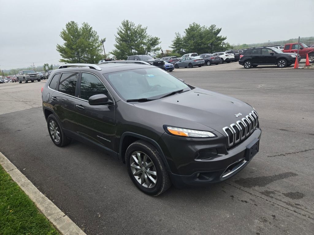 2018 JEEP Cherokee