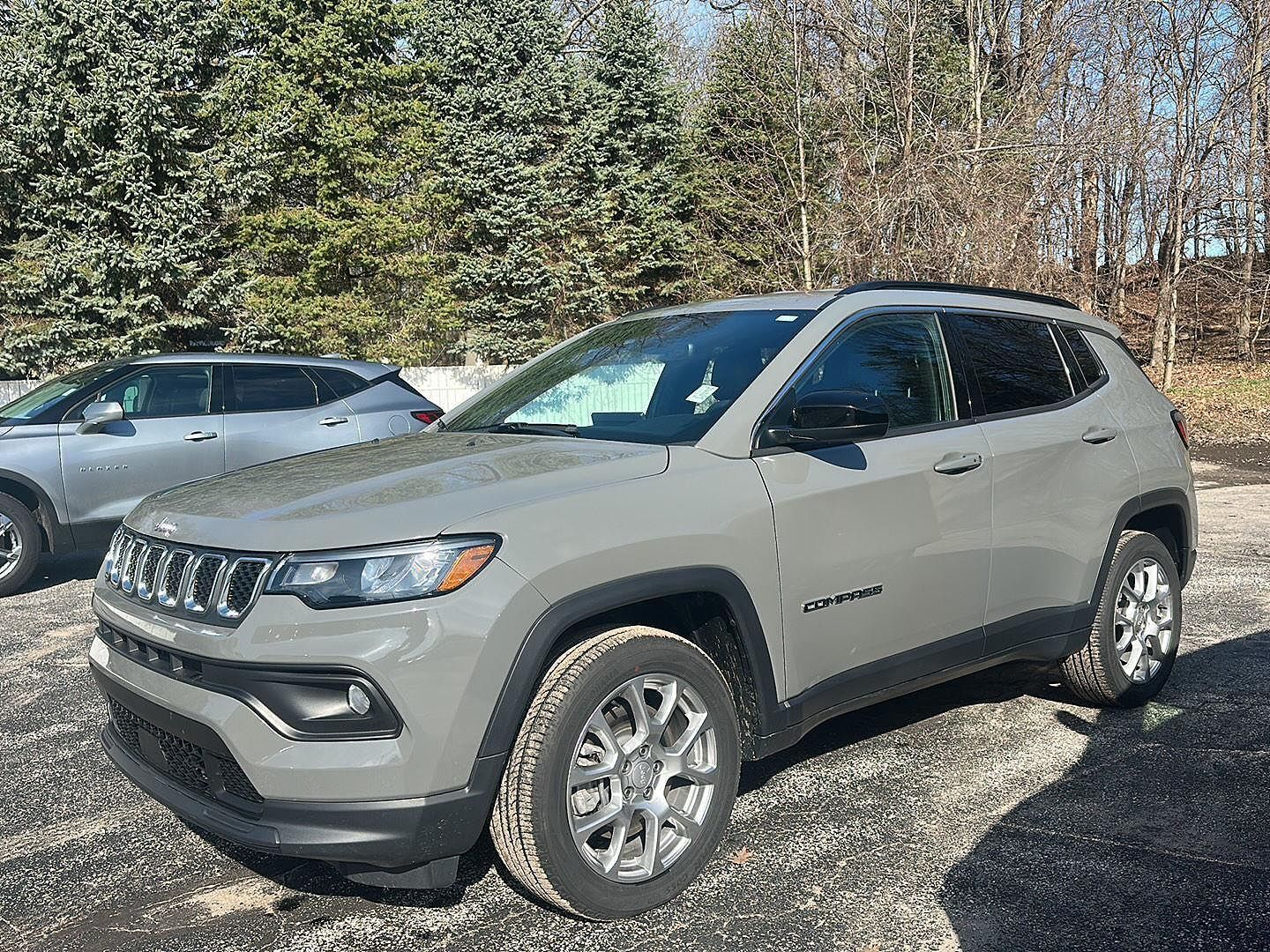 2023 JEEP Compass