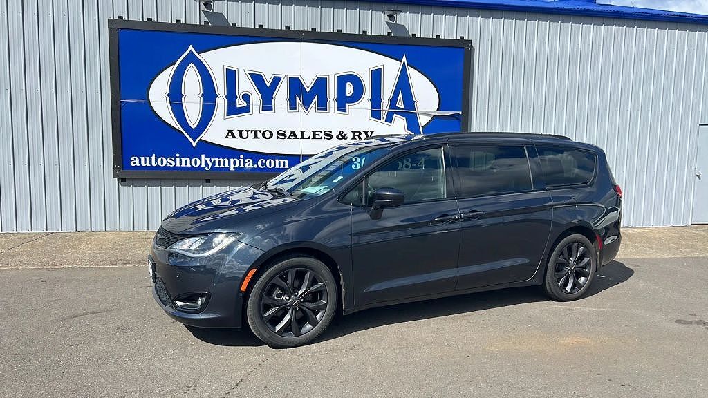 2020 CHRYSLER Pacifica