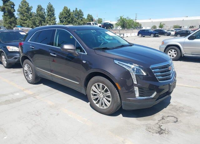 2017 CADILLAC XT5