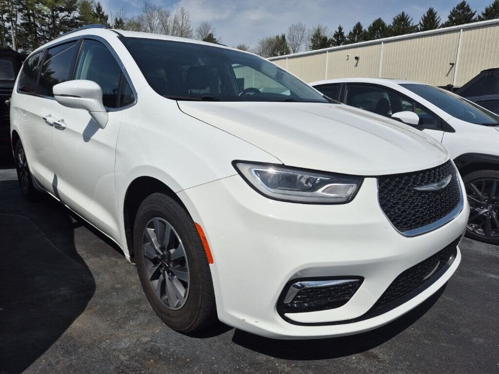 2021 CHRYSLER Pacifica