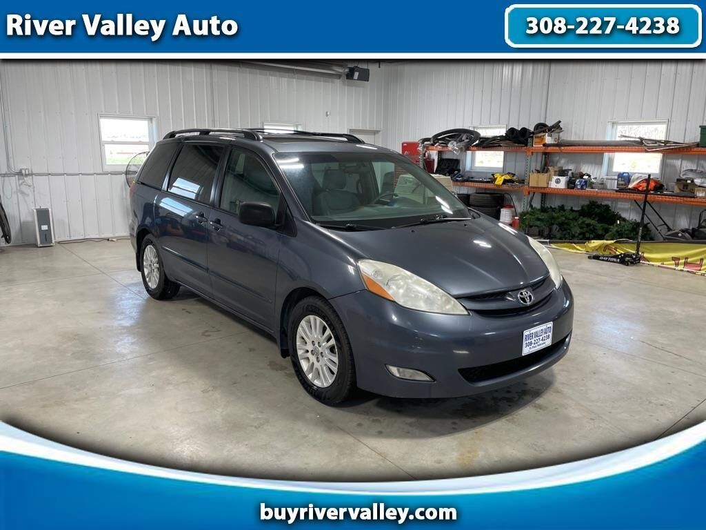 2008 TOYOTA Sienna
