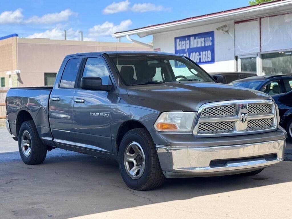2011 DODGE Ram