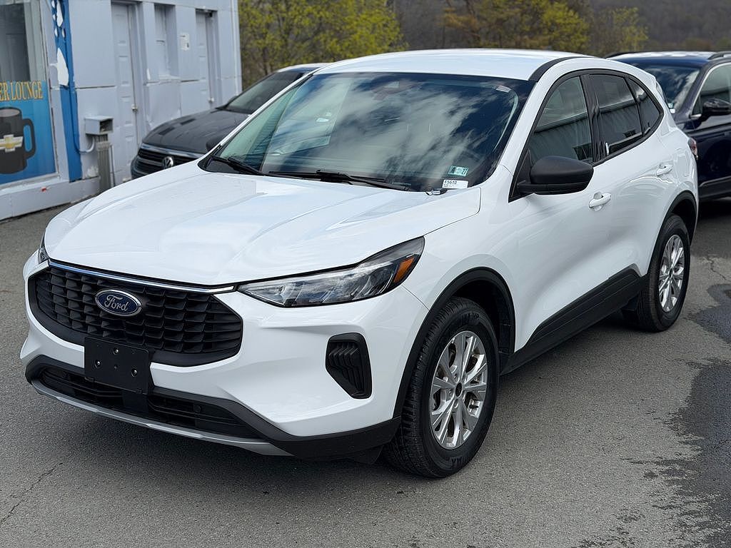 2025 FORD Escape