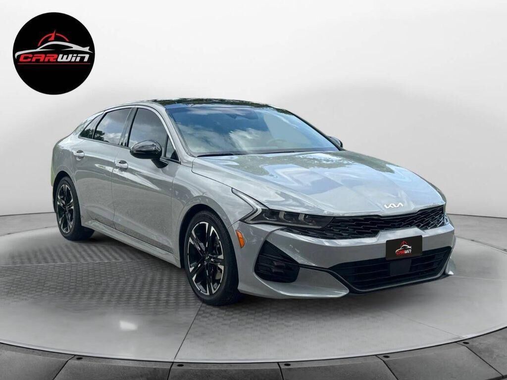 2022 KIA K5