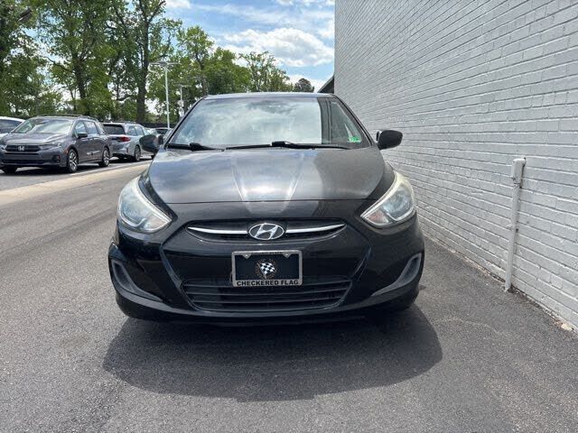 2015 HYUNDAI Accent