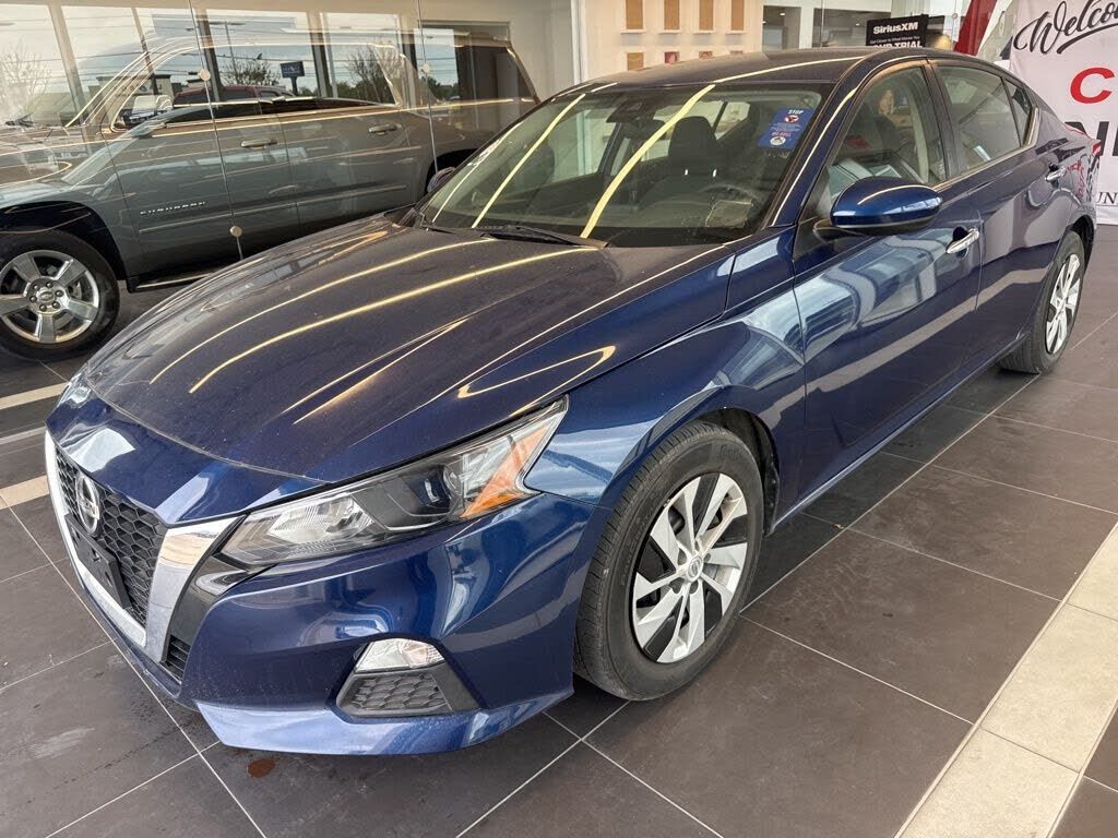 2022 NISSAN Altima