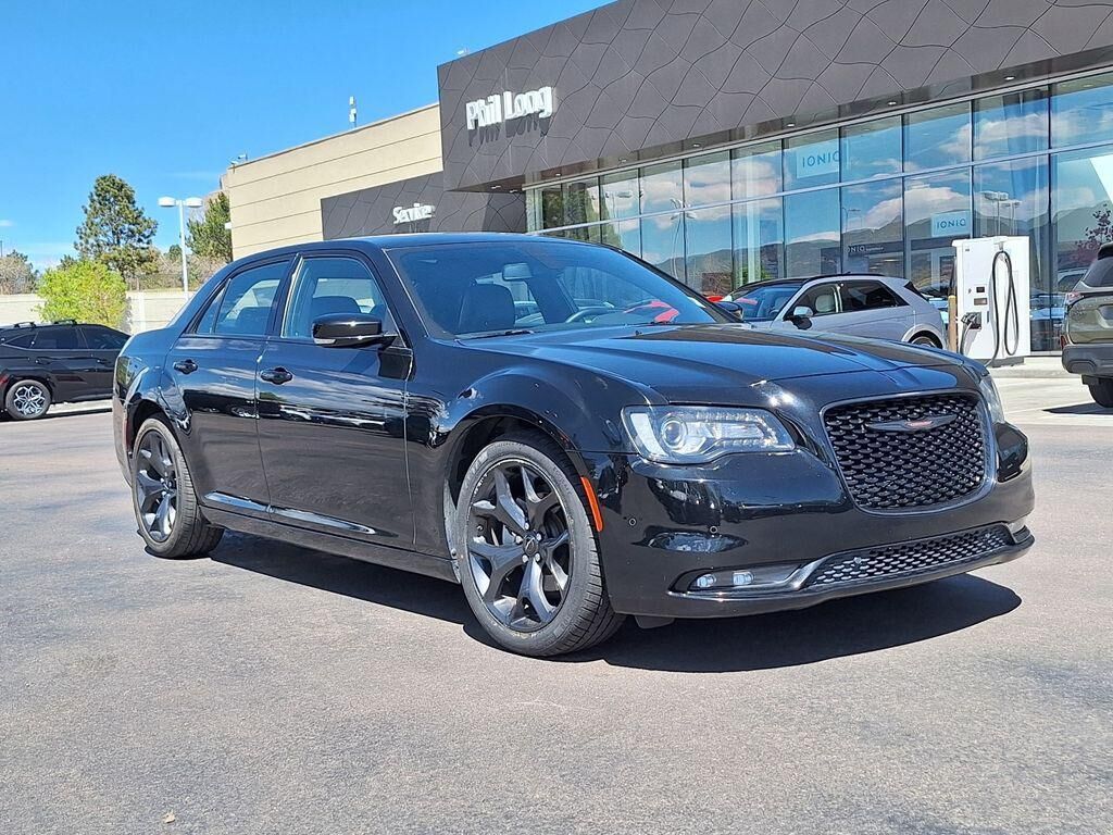 2023 CHRYSLER 300