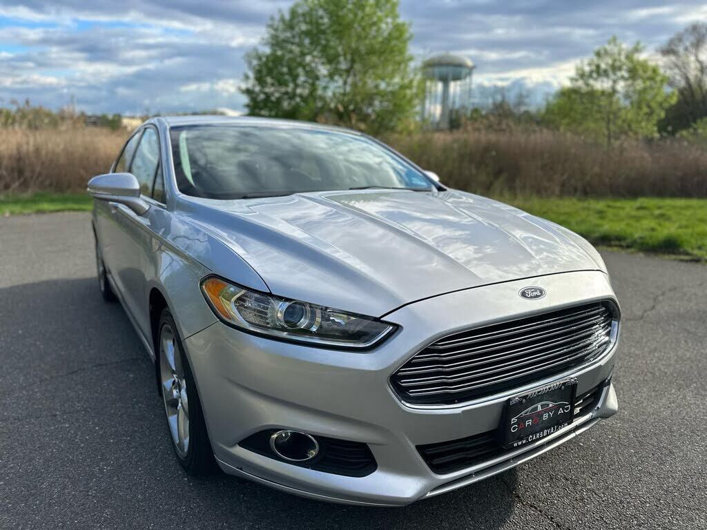 2015 FORD Fusion