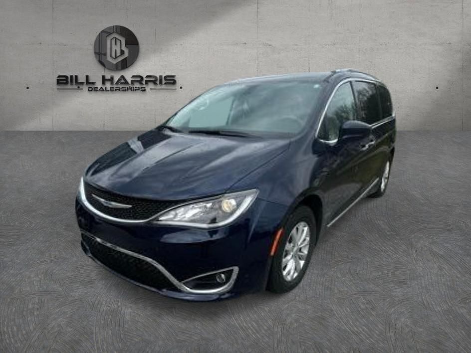 2019 CHRYSLER Pacifica