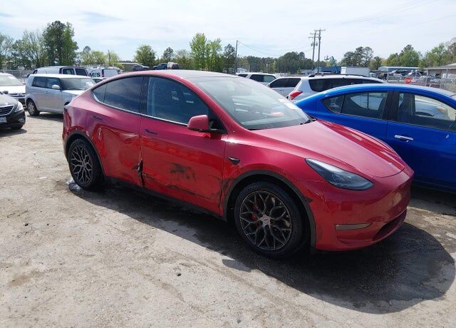 2022 TESLA Model Y