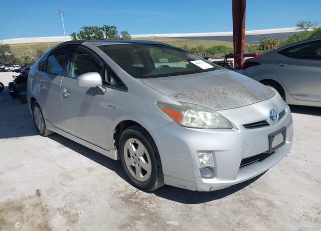2011 TOYOTA PRIUS