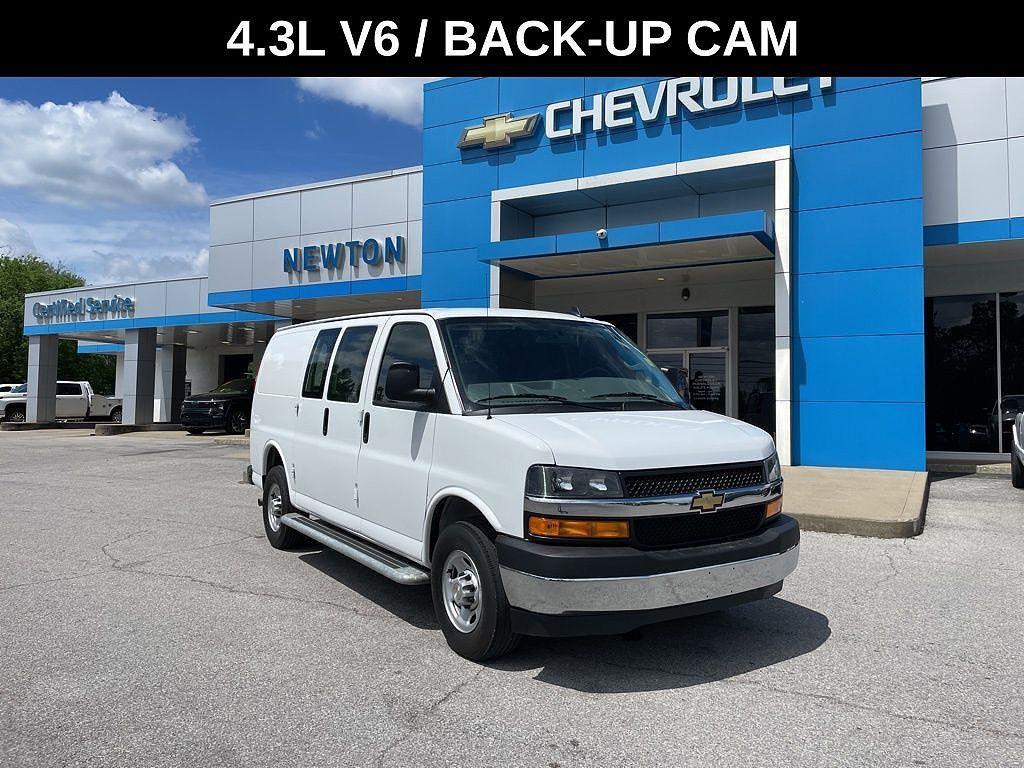 2024 CHEVROLET Express