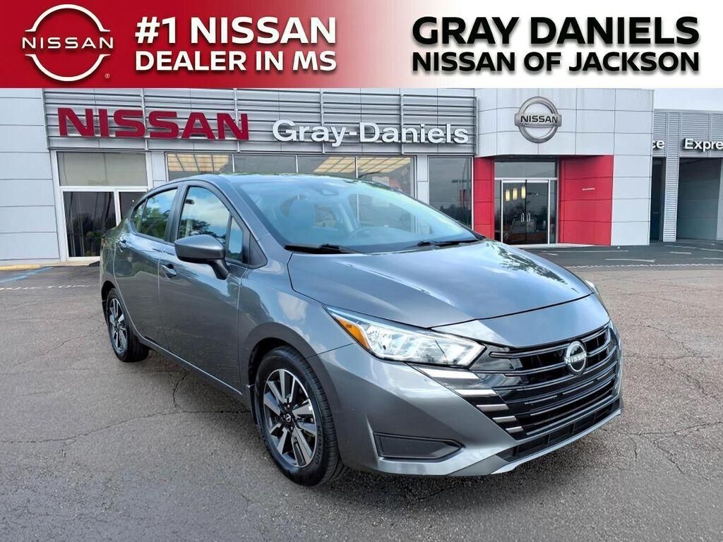 2024 NISSAN Versa