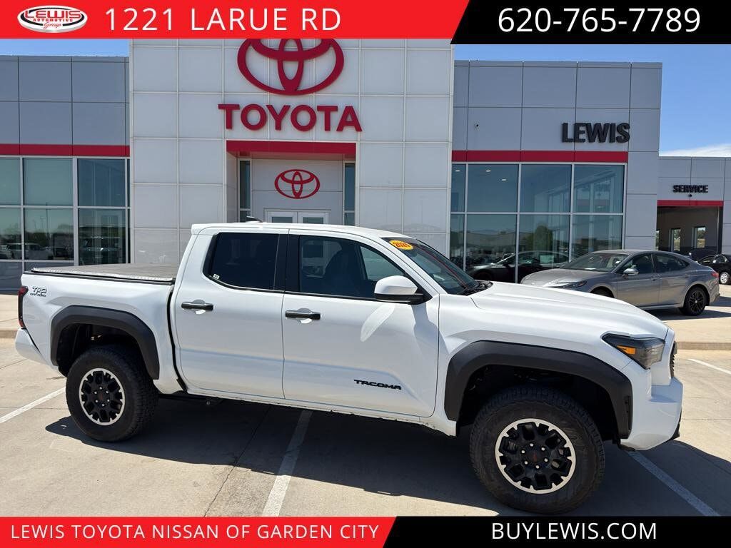 2025 TOYOTA Tacoma