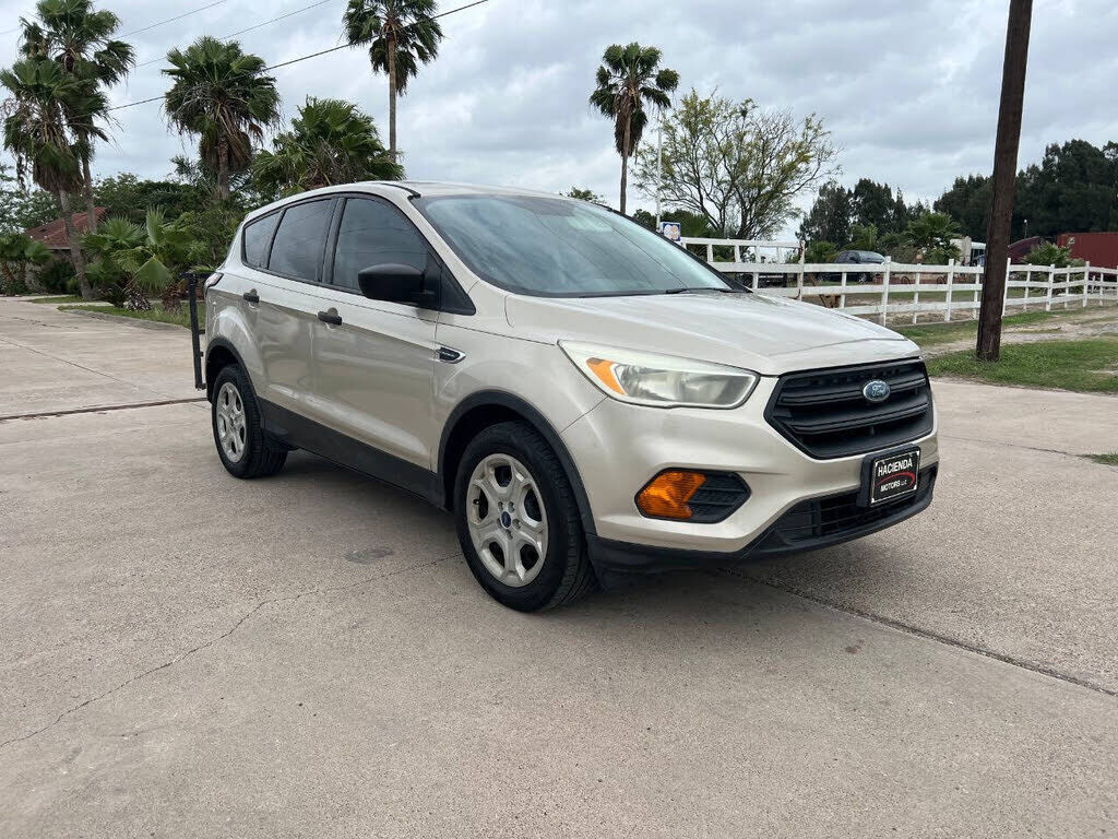 2017 FORD Escape