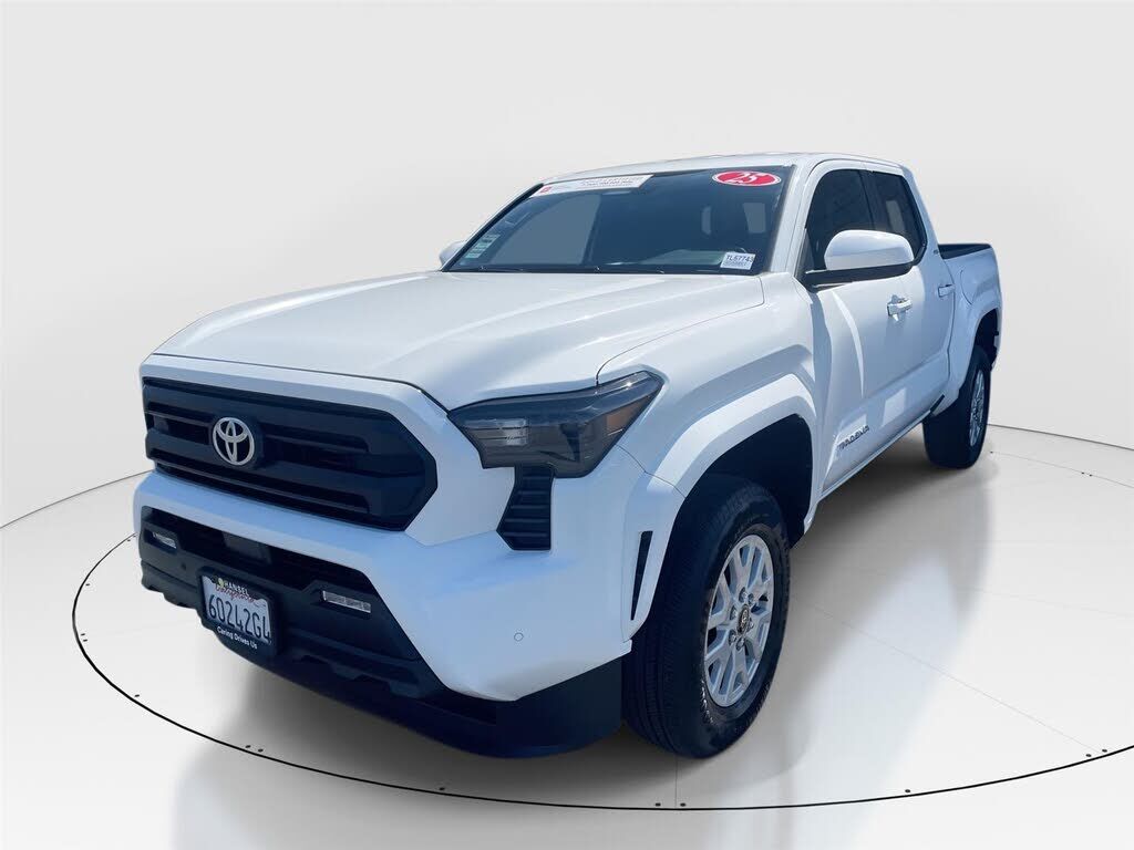 2025 TOYOTA Tacoma