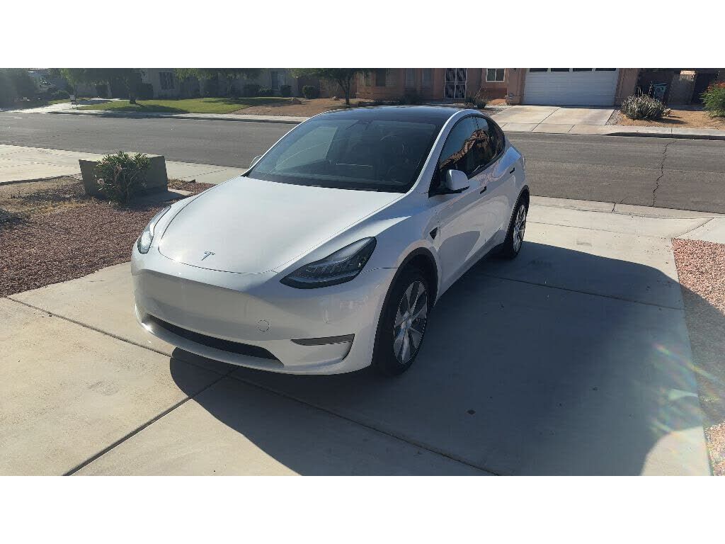 2020 TESLA Model Y