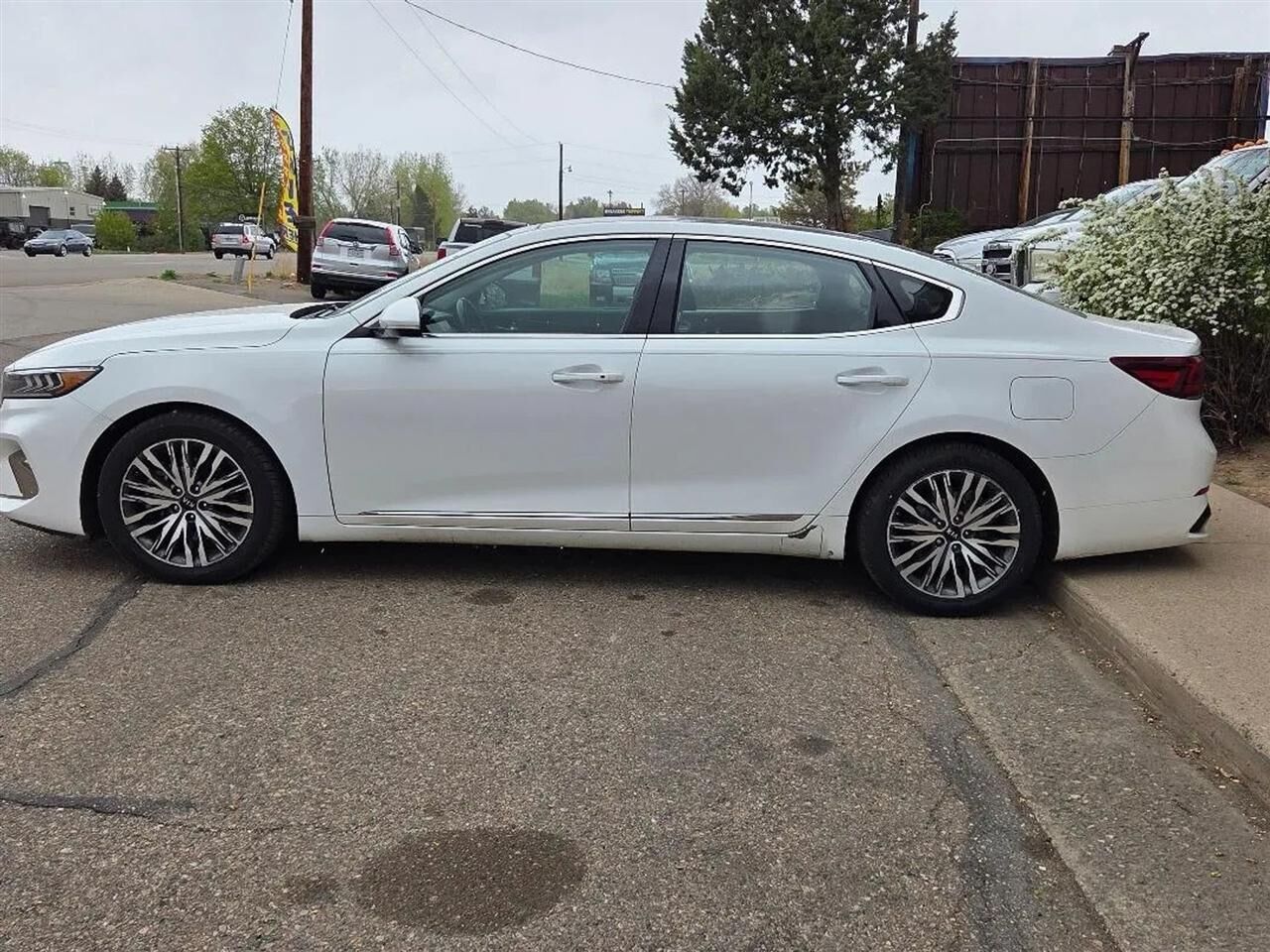 2020 KIA Cadenza