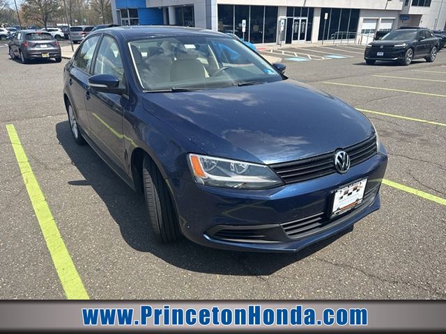 2012 VOLKSWAGEN Jetta
