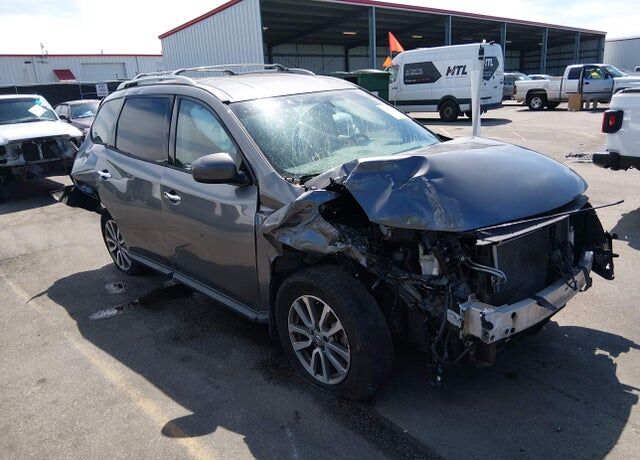 2015 NISSAN Pathfinder