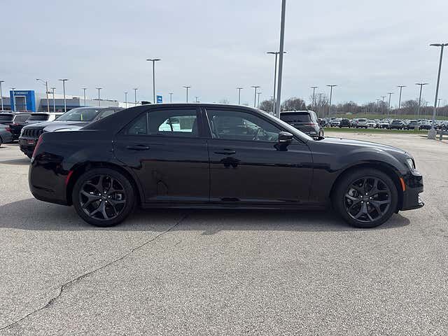 2023 CHRYSLER 300