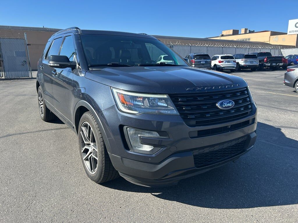 2017 FORD Explorer