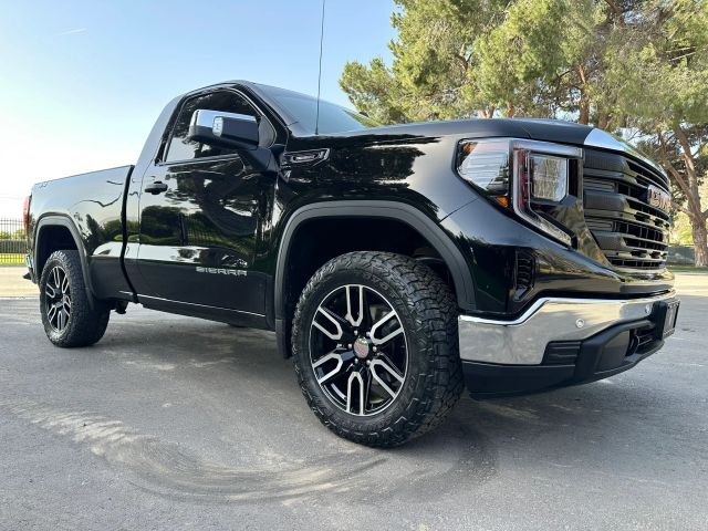 2024 GMC Sierra