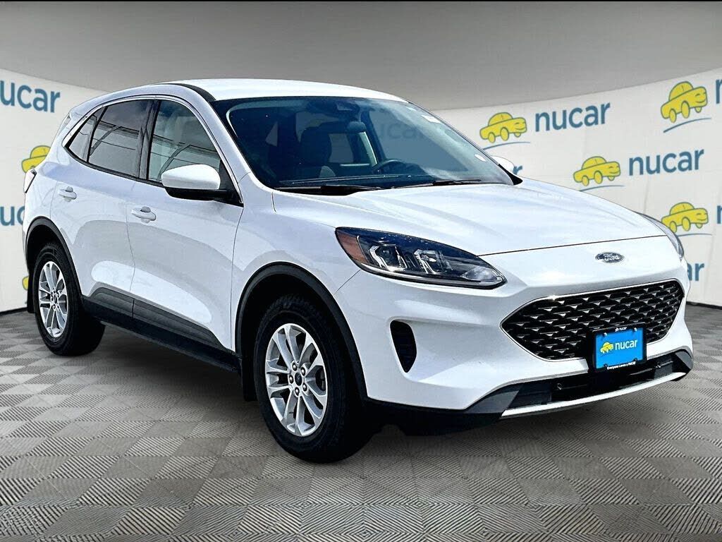 2021 FORD Escape