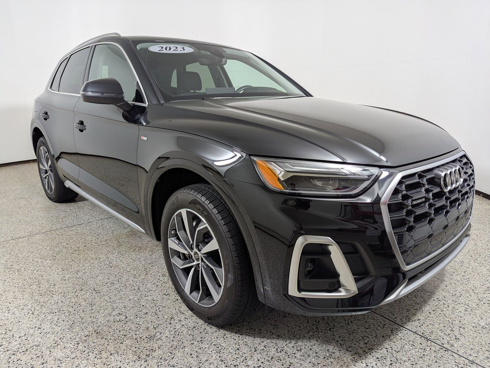 2023 AUDI Q5