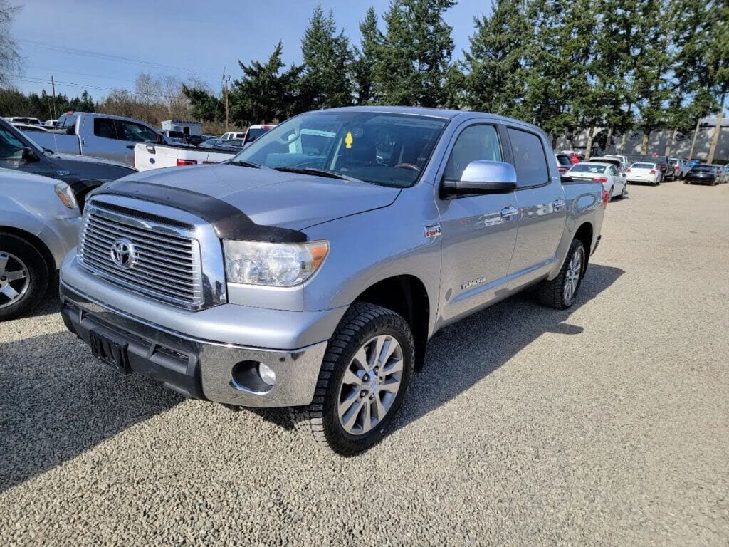 2011 TOYOTA Tundra