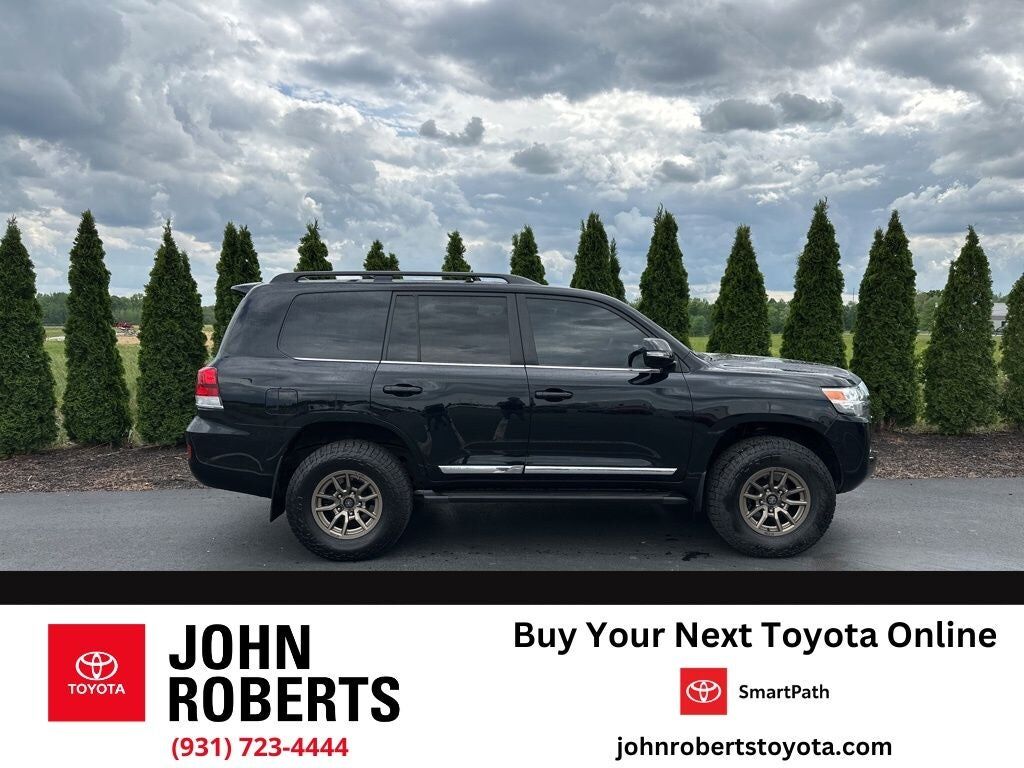 2021 TOYOTA Land Cruiser