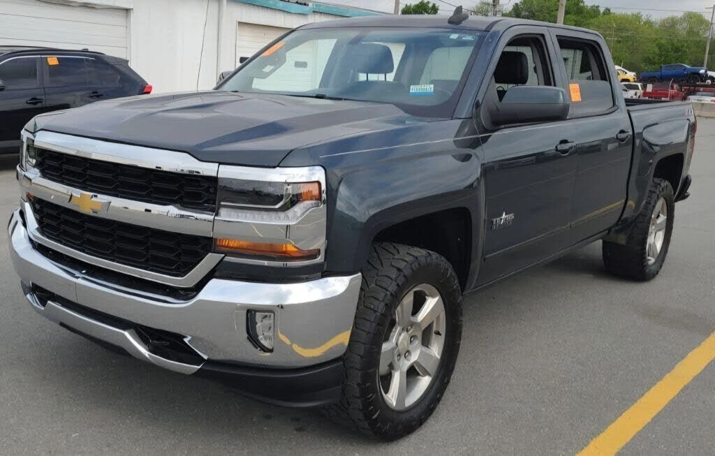 2018 CHEVROLET Silverado