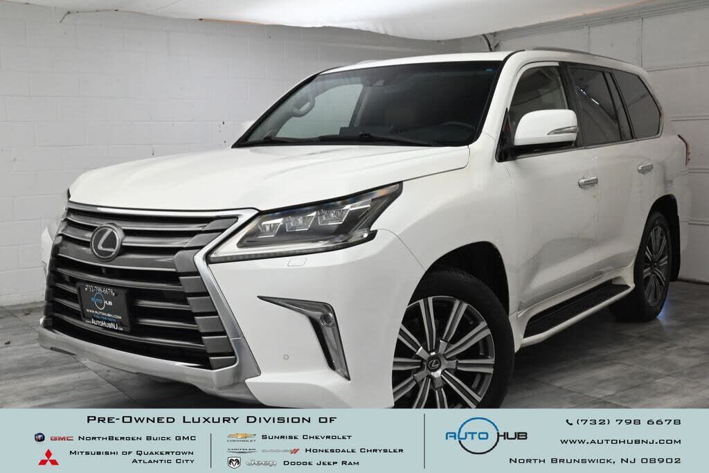 2017 LEXUS LX