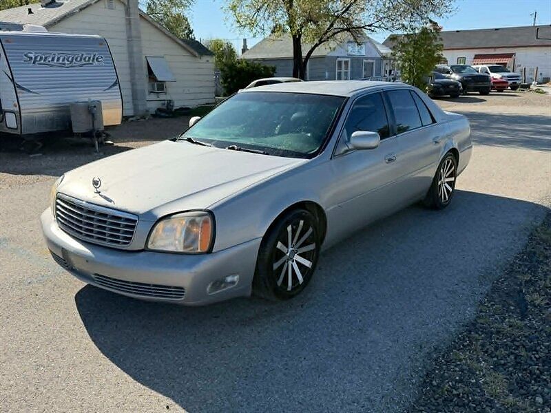 2005 CADILLAC Deville