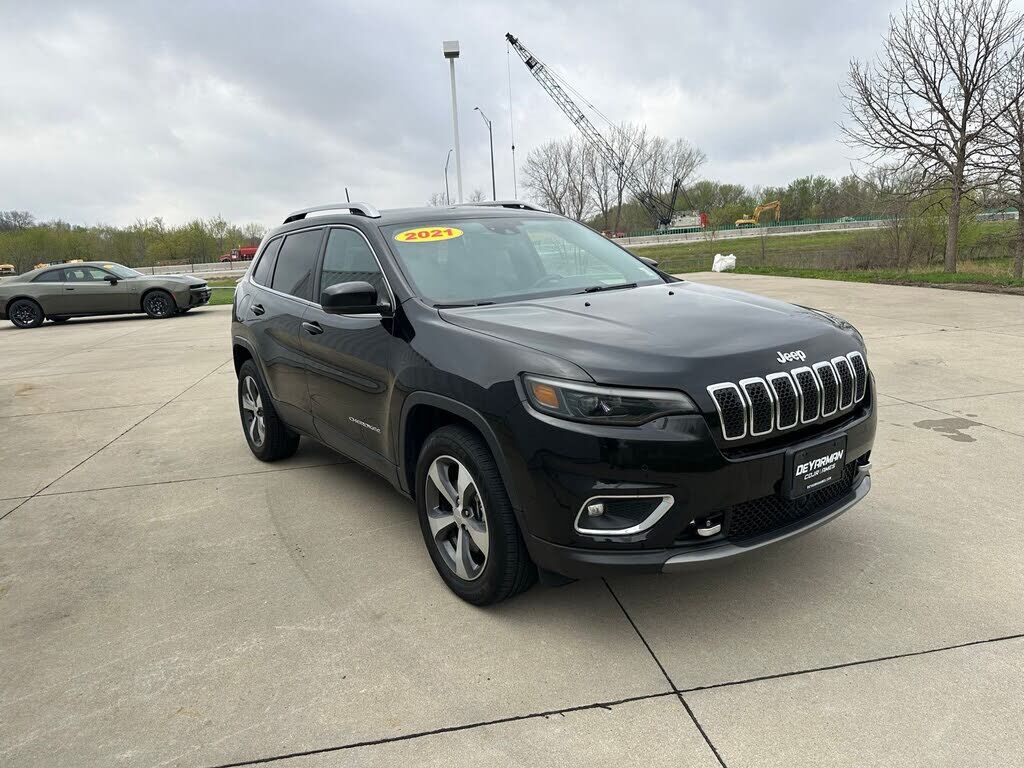 2021 JEEP Cherokee